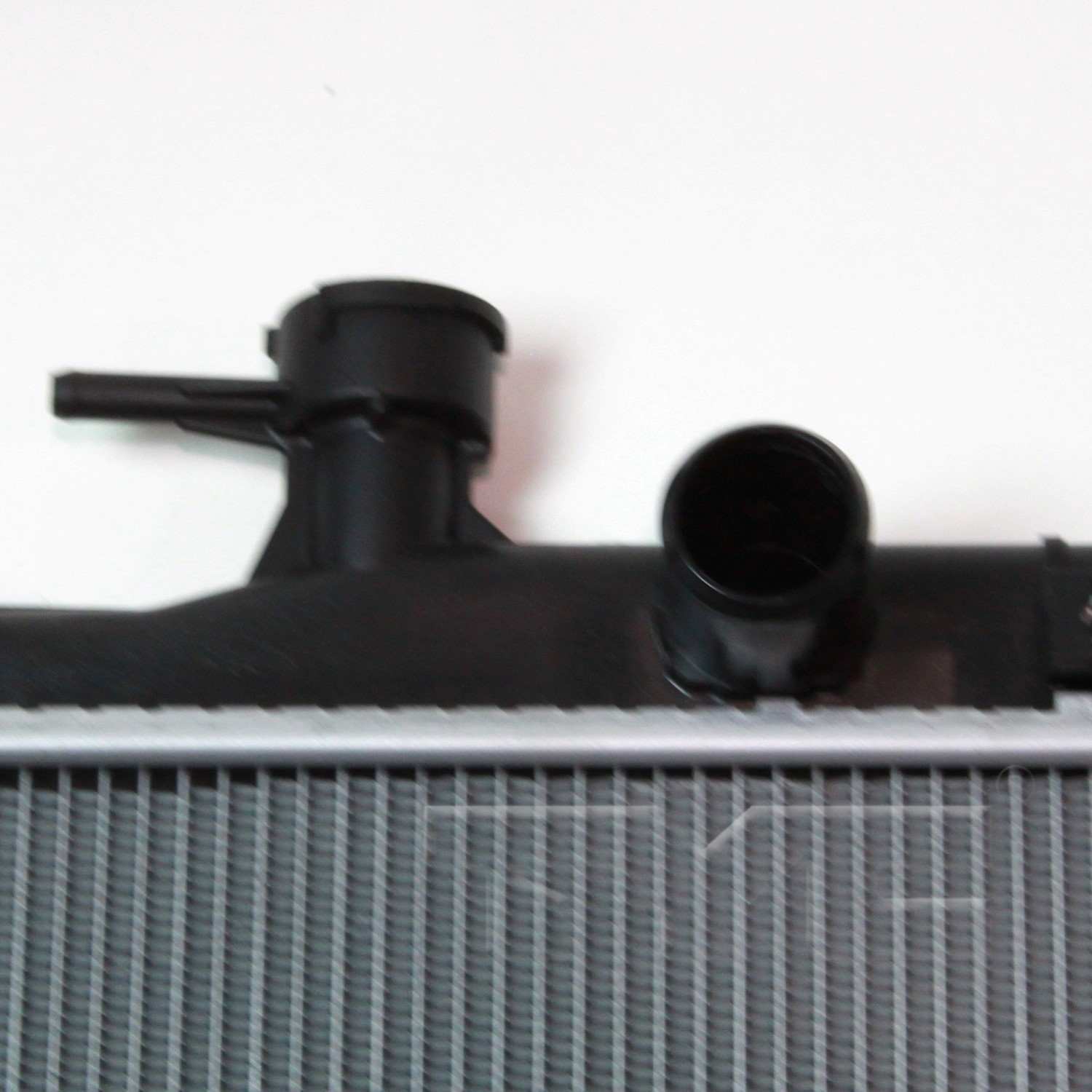 Side View of Radiator TYC 13155