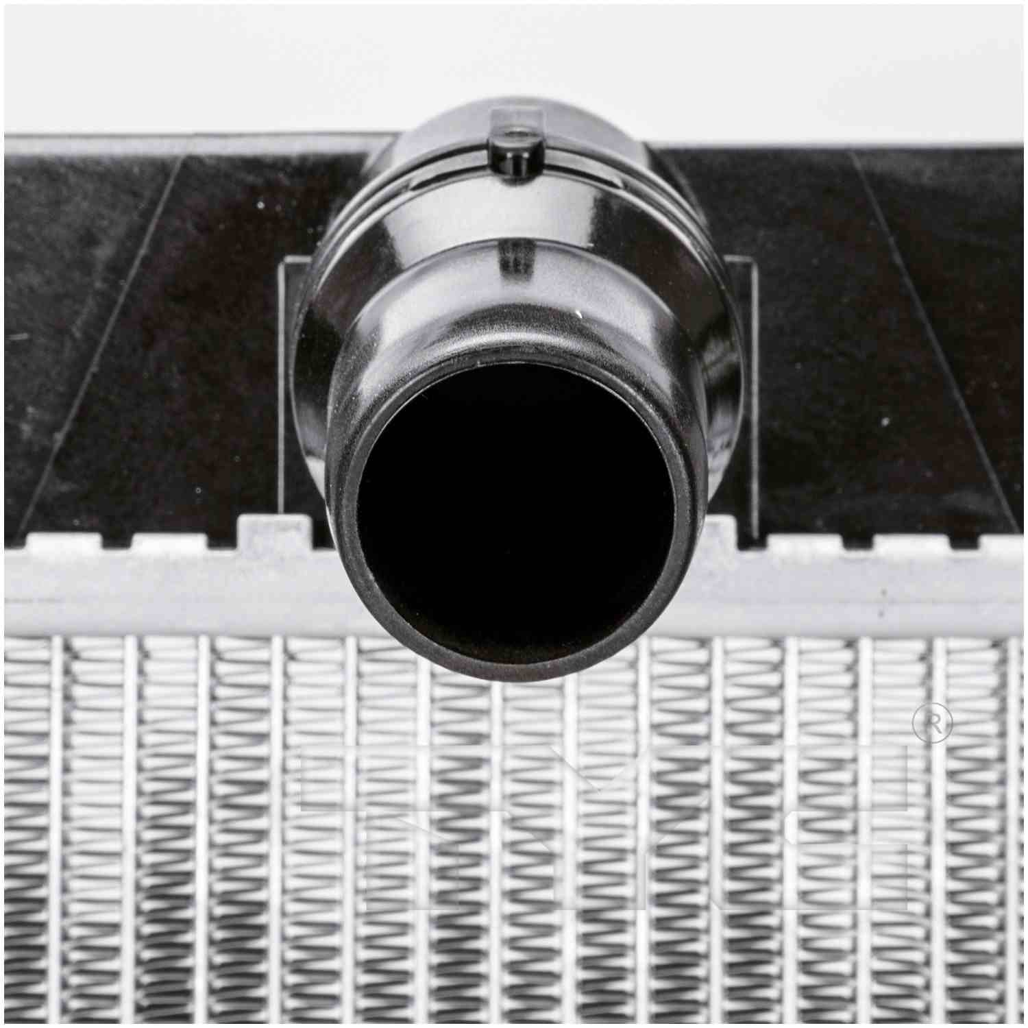 Side View of Radiator TYC 13221