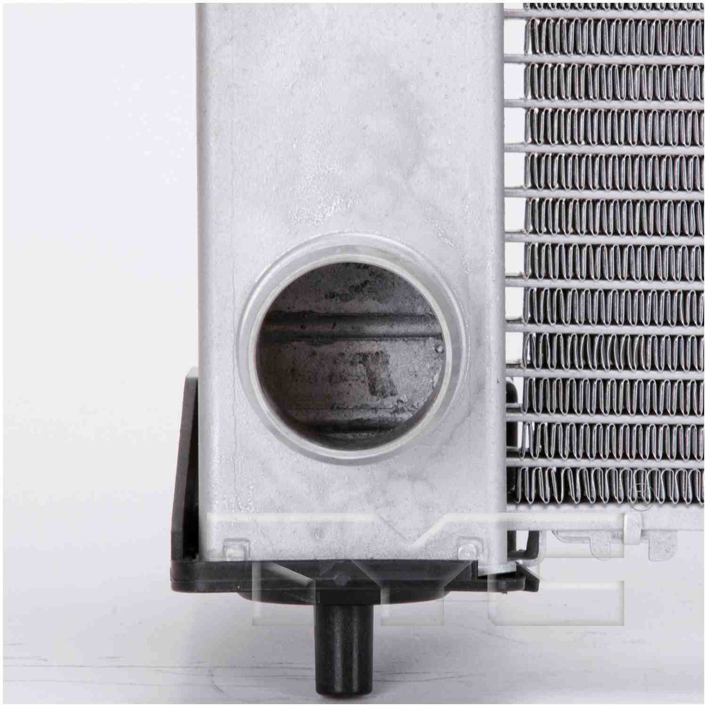 Angle View of Radiator TYC 13542