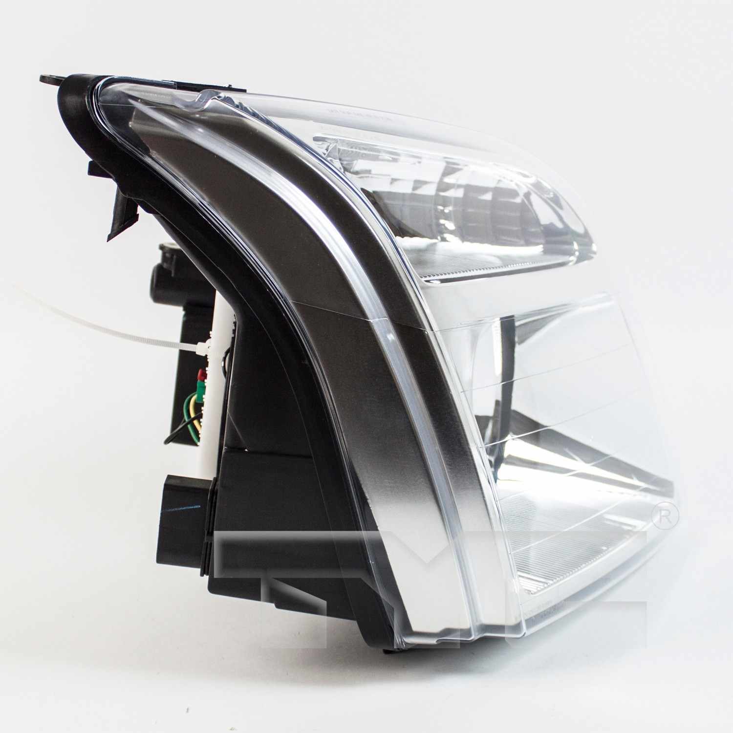 Angle View of Right Headlight Assembly TYC 20-12679-00