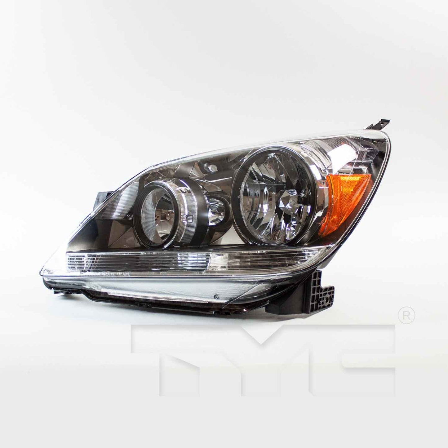 Front View of Left Headlight Assembly TYC 20-6624-00