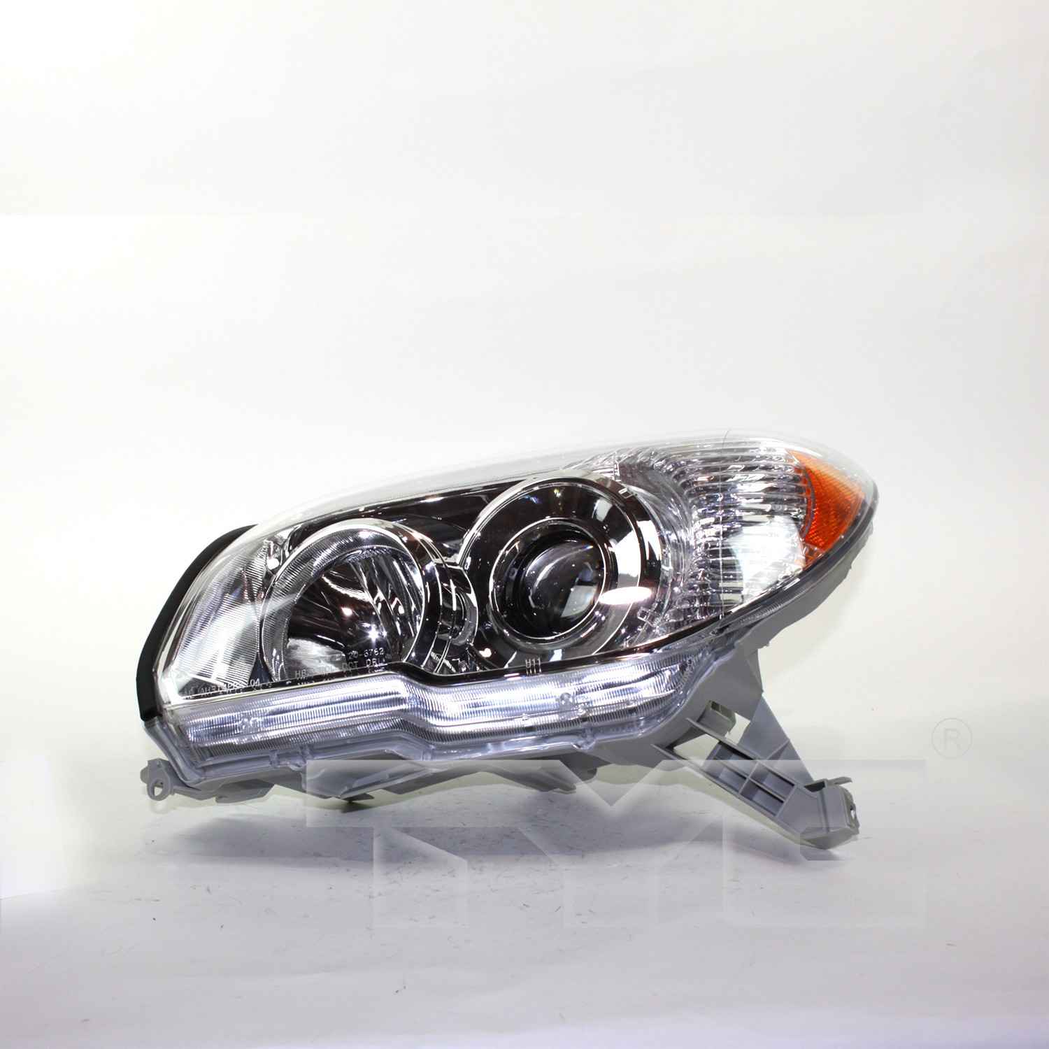 Front View of Left Headlight Assembly TYC 20-6762-01