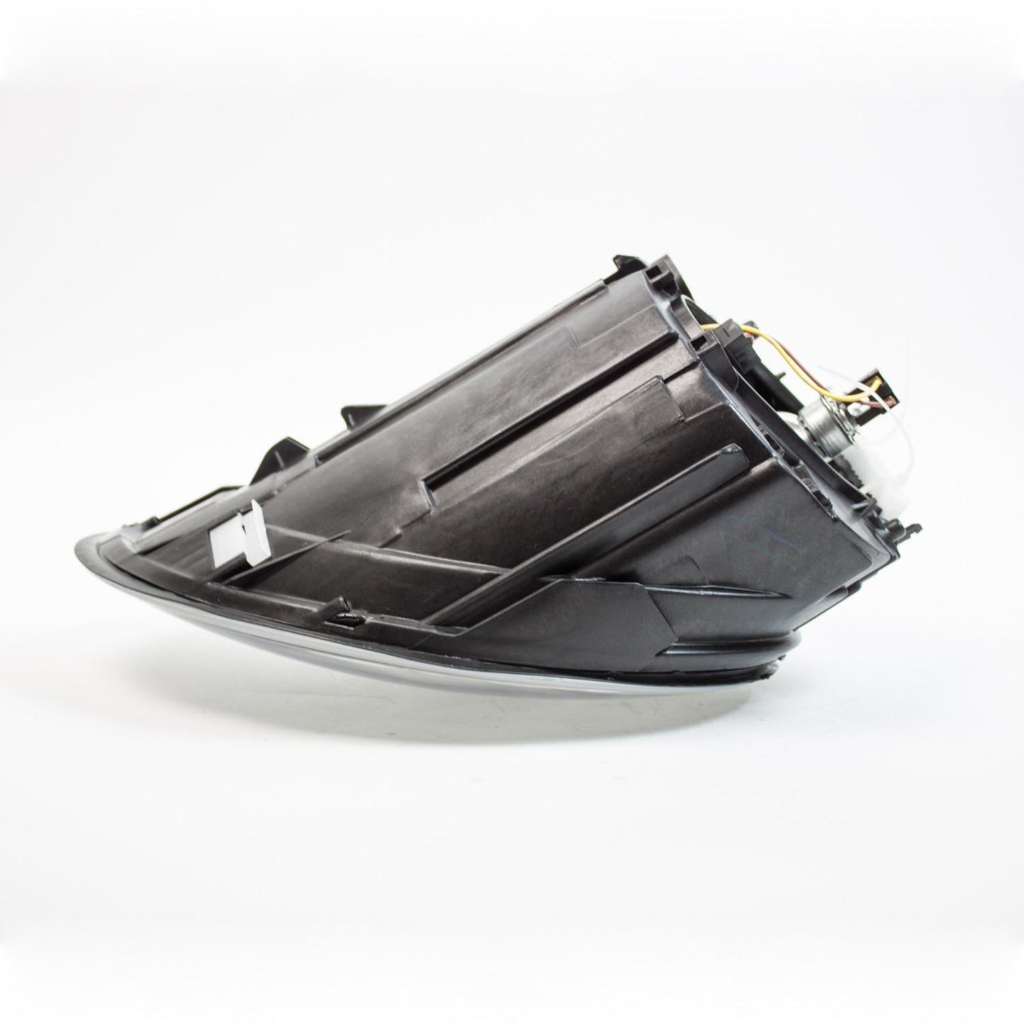 Bottom View of Right Headlight Assembly TYC 20-6867-00