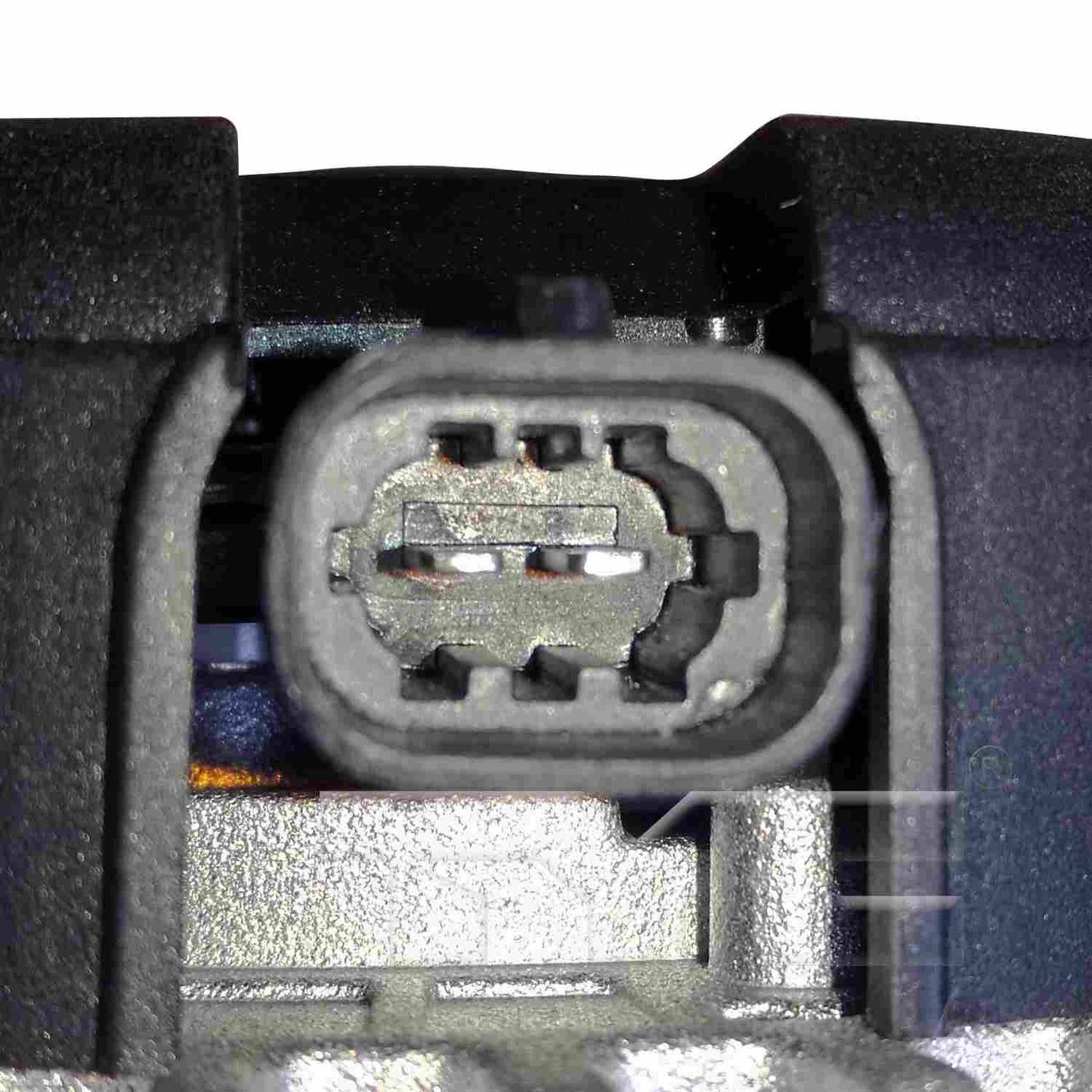 Connector View of Alternator TYC 2-08550