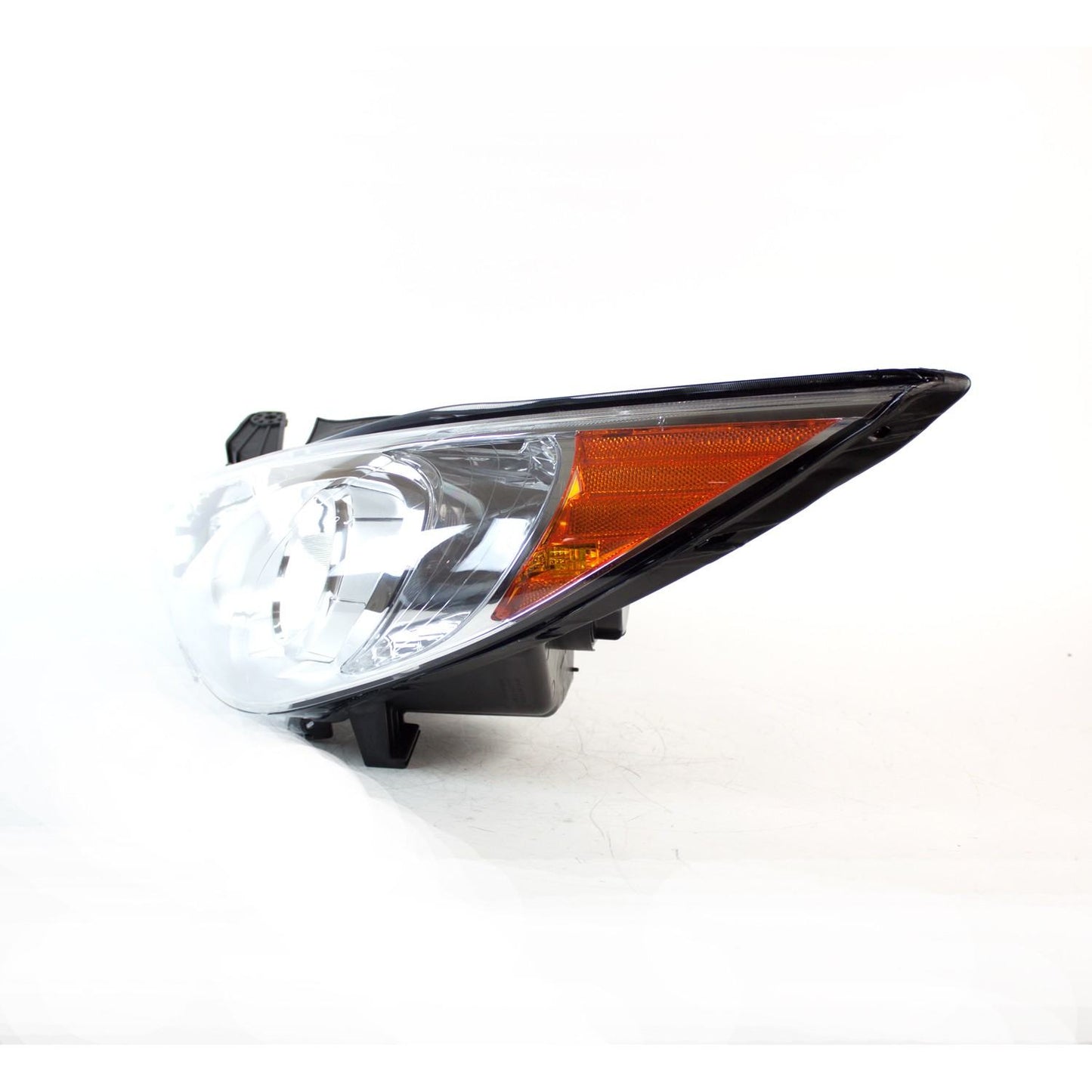 Angle View of Left Headlight Assembly TYC 20-9150-00