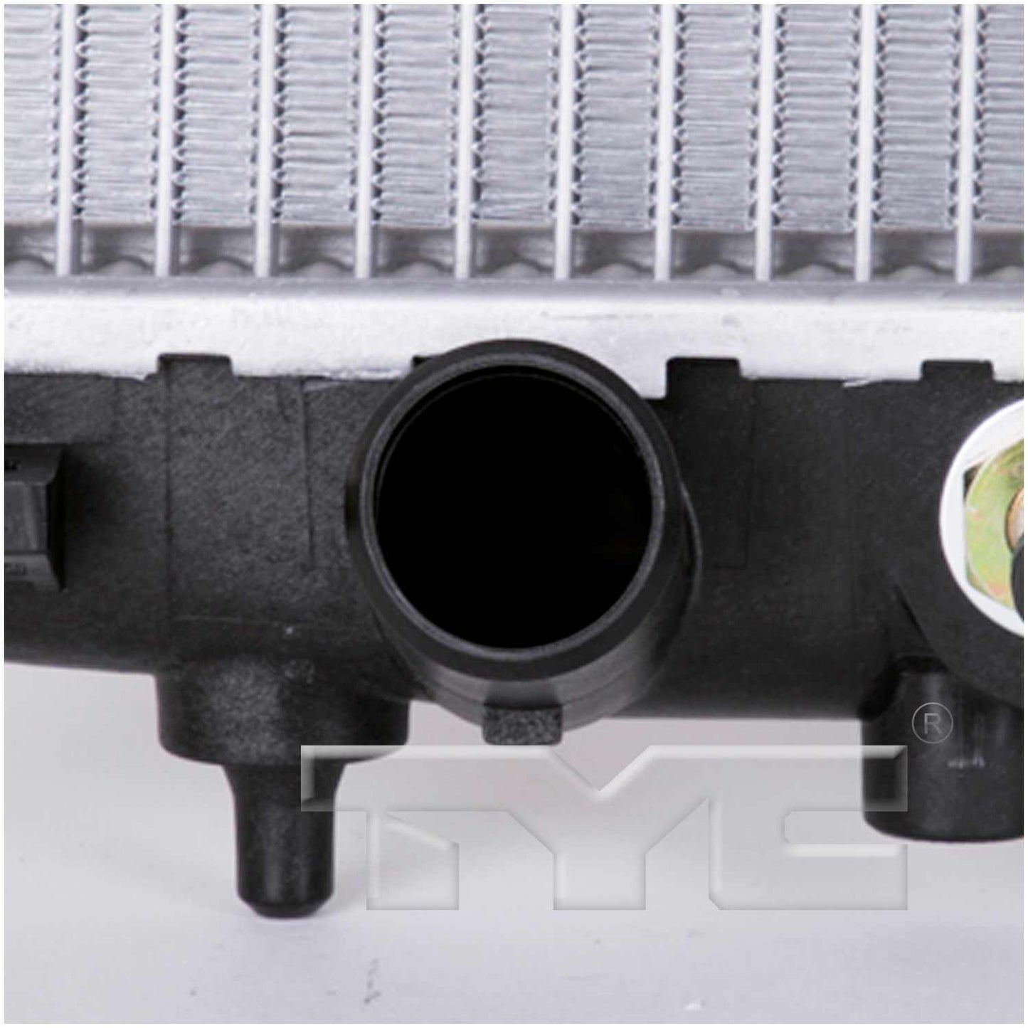 Angle View of Radiator TYC 2389