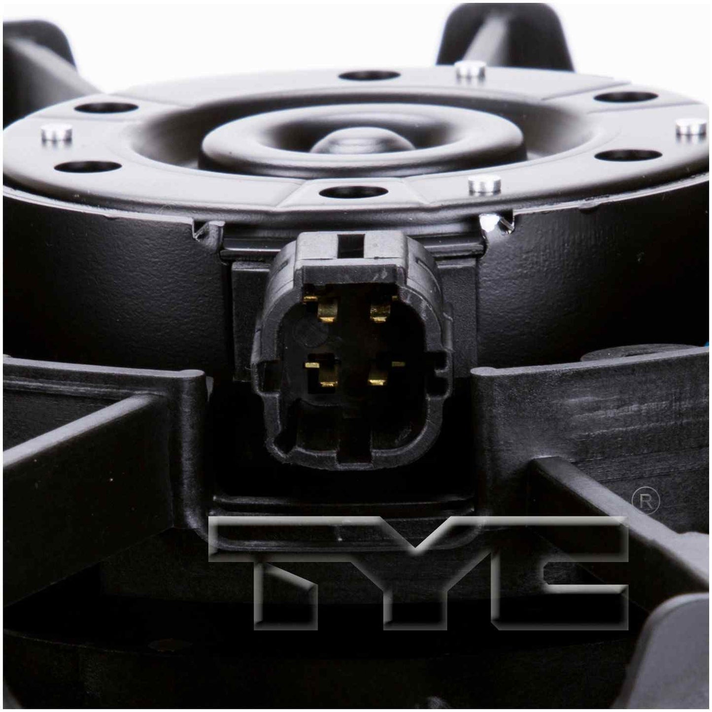 Angle View of Dual Radiator and Condenser Fan Assembly TYC 621770