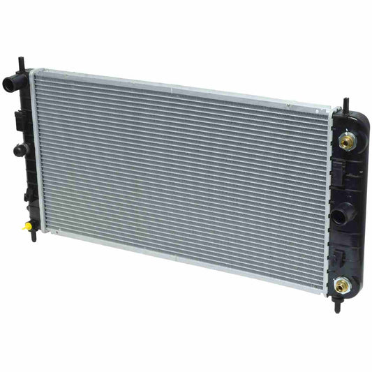 Angle View of Radiator UNIVERSAL AIR COND RA2727C