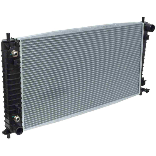 Angle View of Radiator UNIVERSAL AIR COND RA2818C