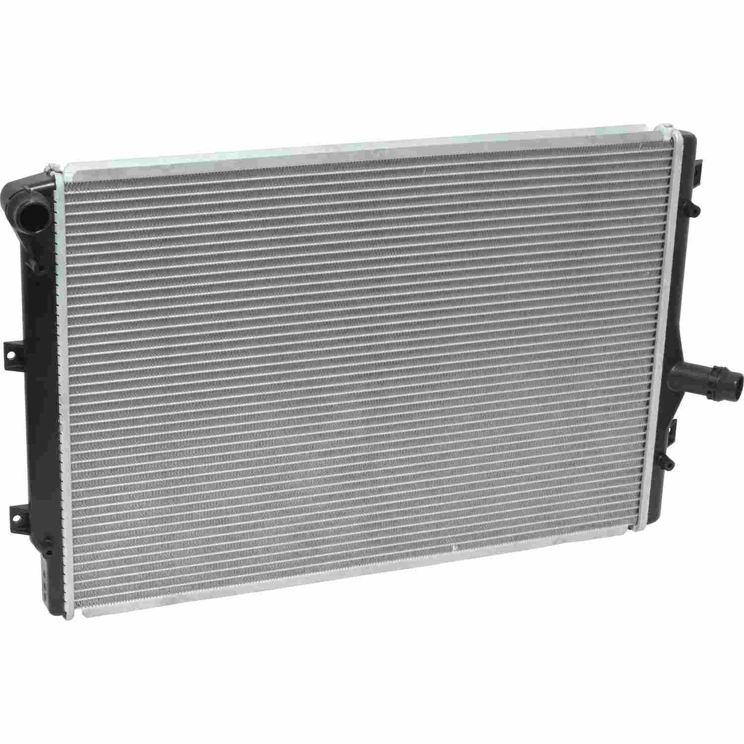 Front View of Radiator UNIVERSAL AIR COND RA2822C