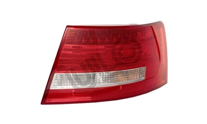 Front View of Right Tail Light ULO 1007002