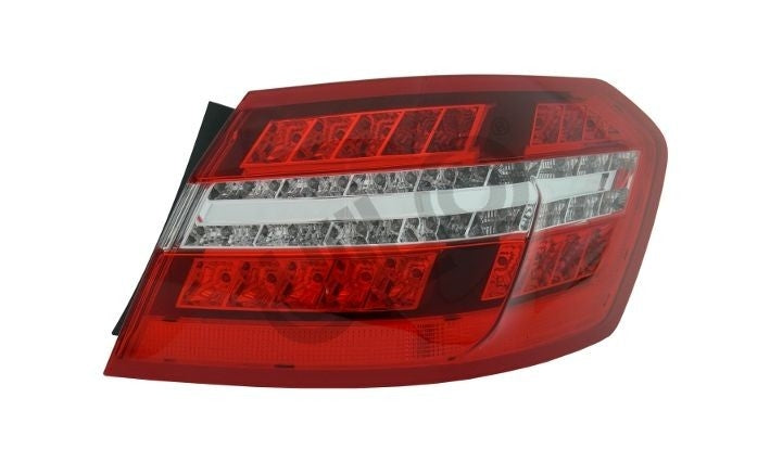 Front View of Right Tail Light ULO 1059006