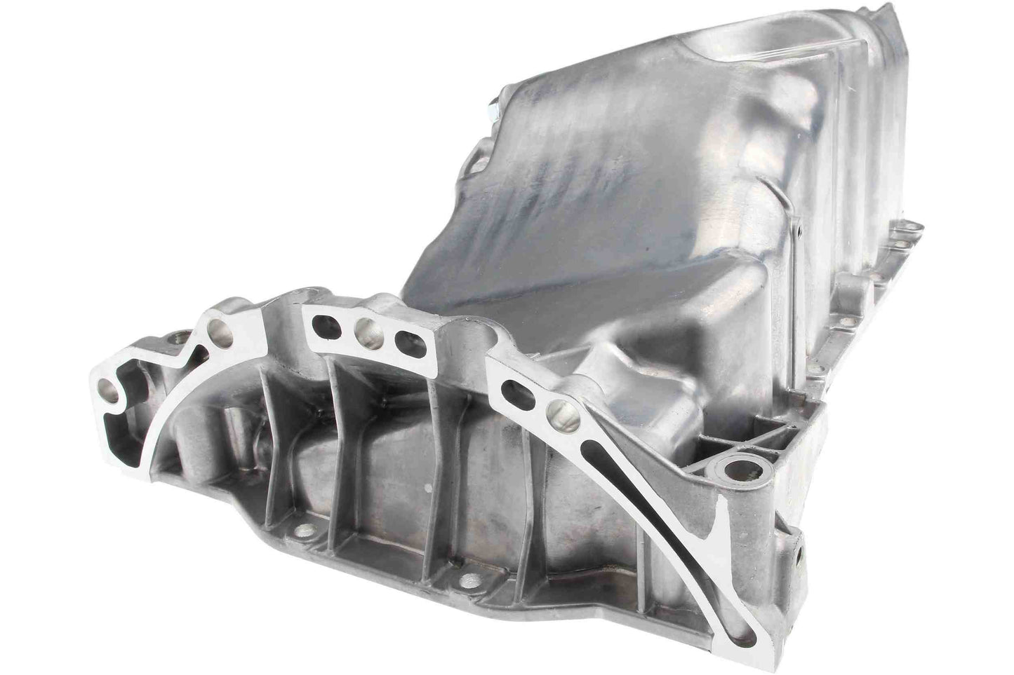 Left View of Engine Oil Pan URO 06B103603P