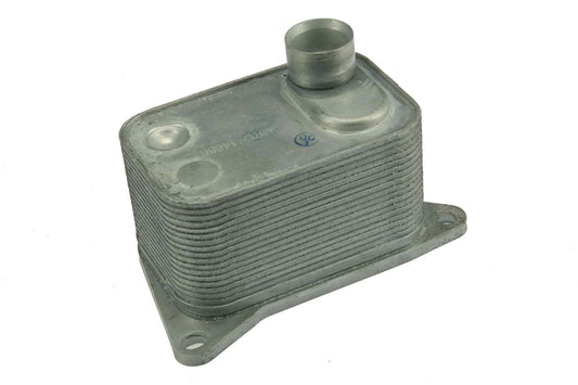 Accessories 1 View of Engine Oil Cooler URO 06K117021B