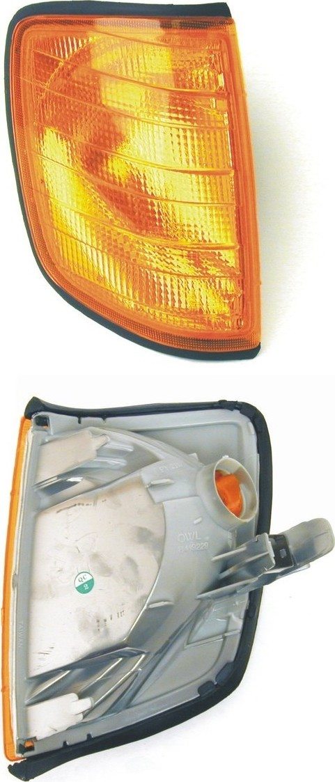 Front View of Right Turn Signal Light Assembly URO 1248260343