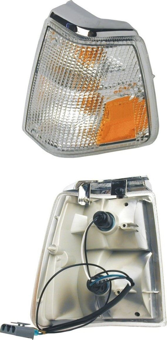 Front View of Front Left Turn Signal Light Assembly URO 1312623