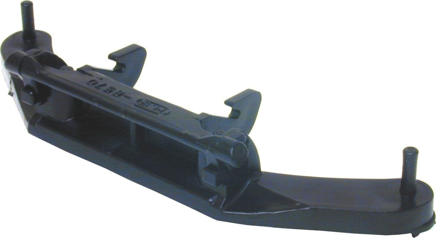 Front View of Fuel Door Hinge URO 1380664