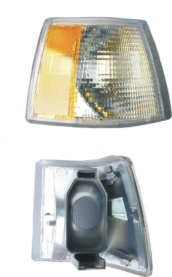 Front View of Right Turn Signal Light Assembly URO 6817774