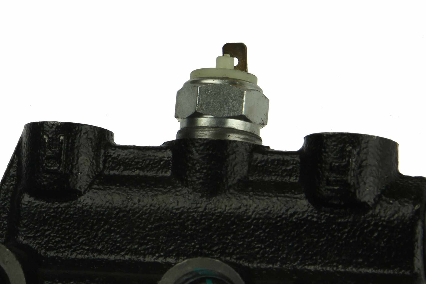 Accessories 2 View of Brake Master Cylinder URO 91135501202