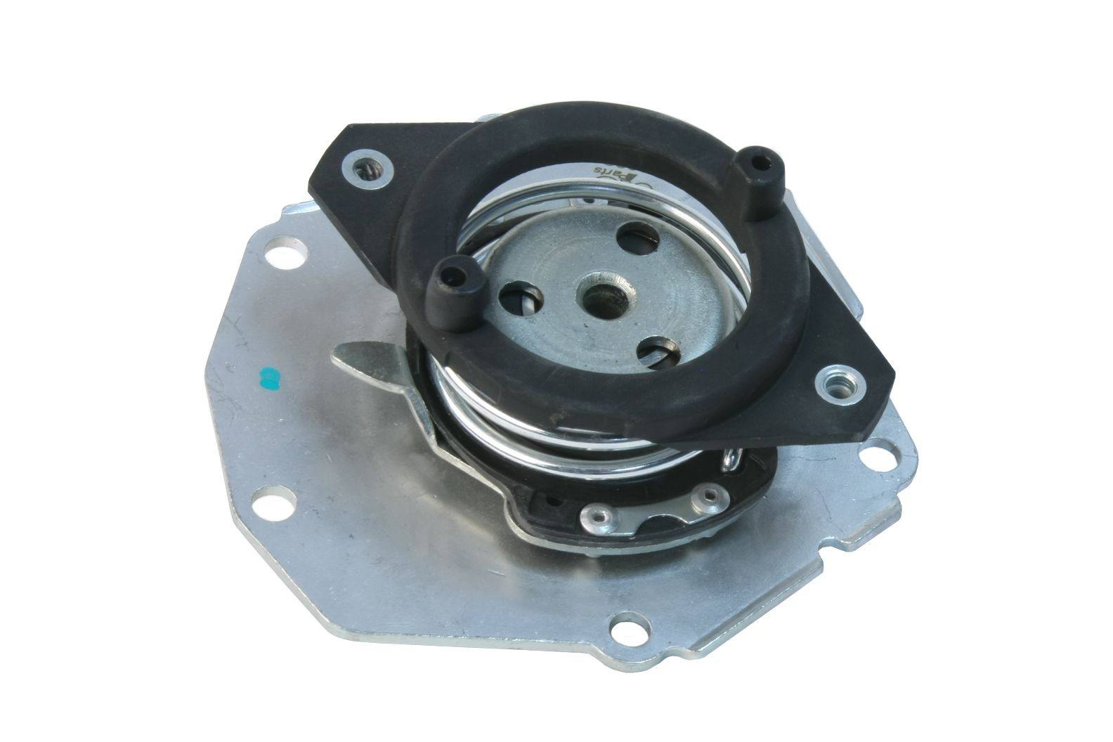 Accessories 1 View of Engine Water Pump URO LR006861