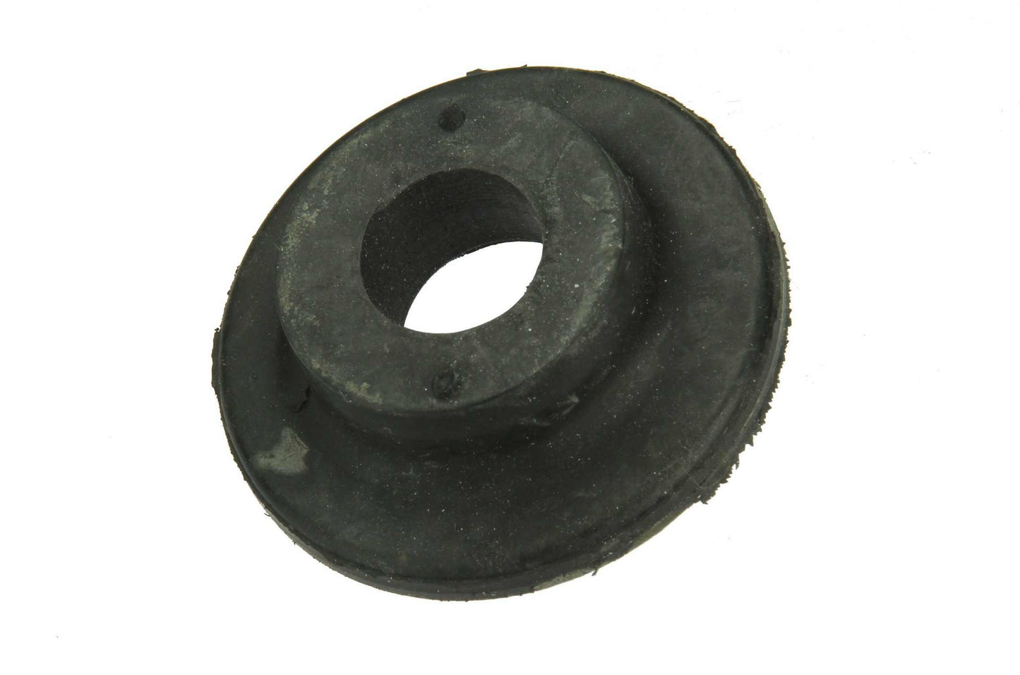 Front View of Radiator Mount URO MNA4241AB