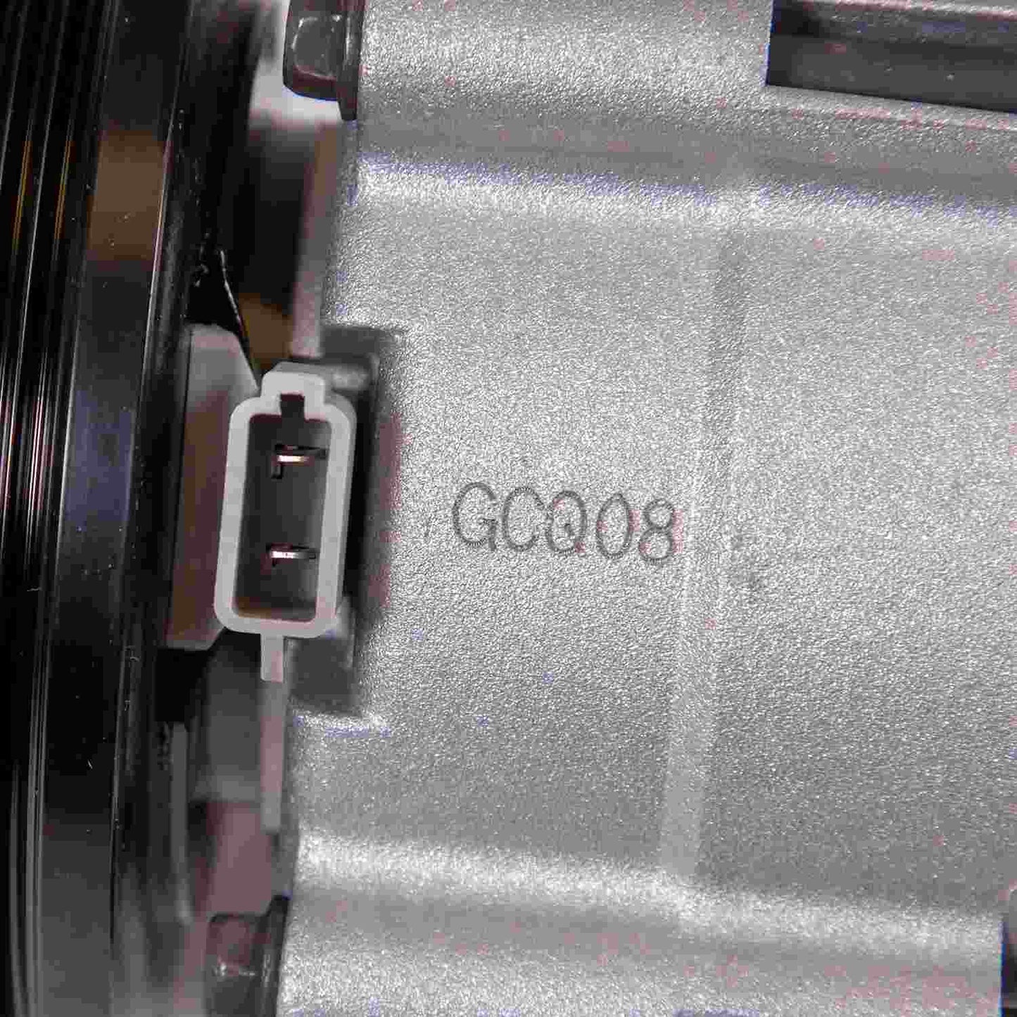 Connector View of A/C Compressor VALEO 10000501