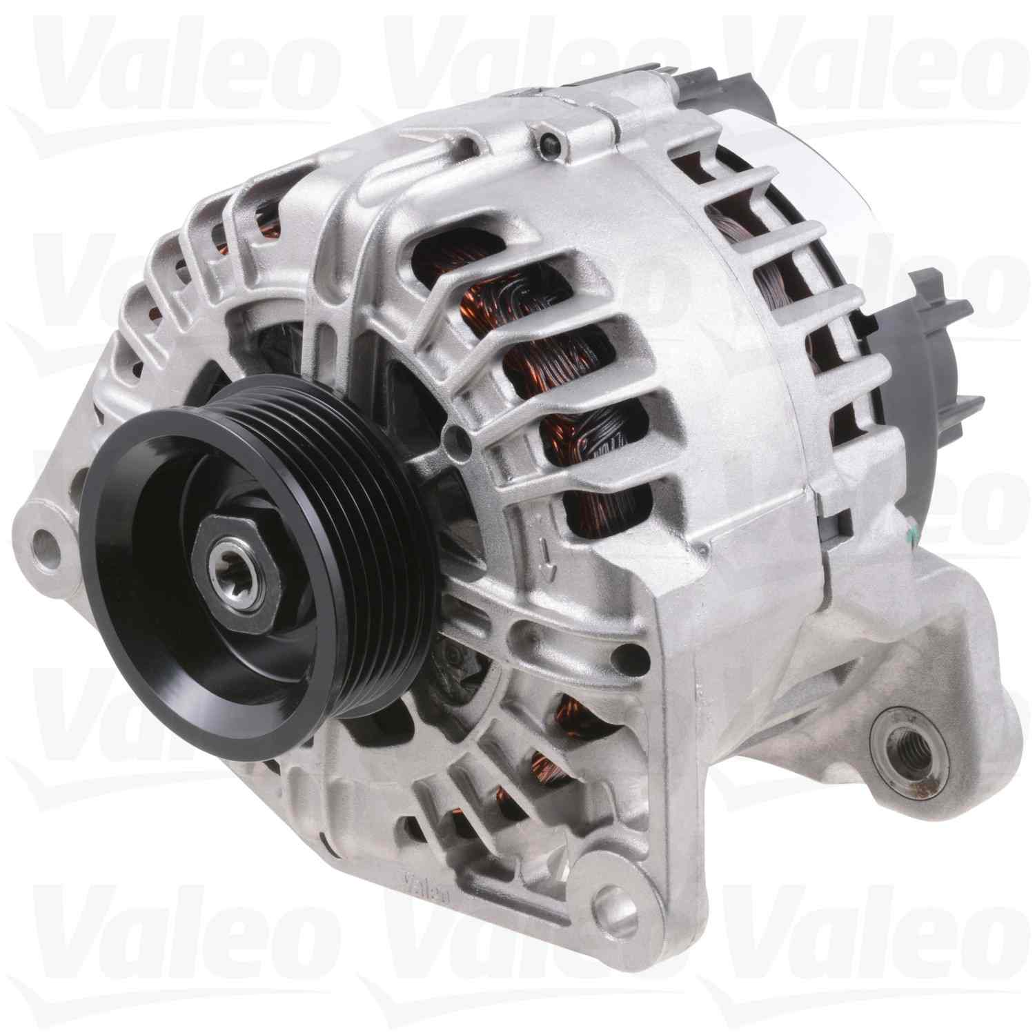 Angle View of Alternator VALEO 439574