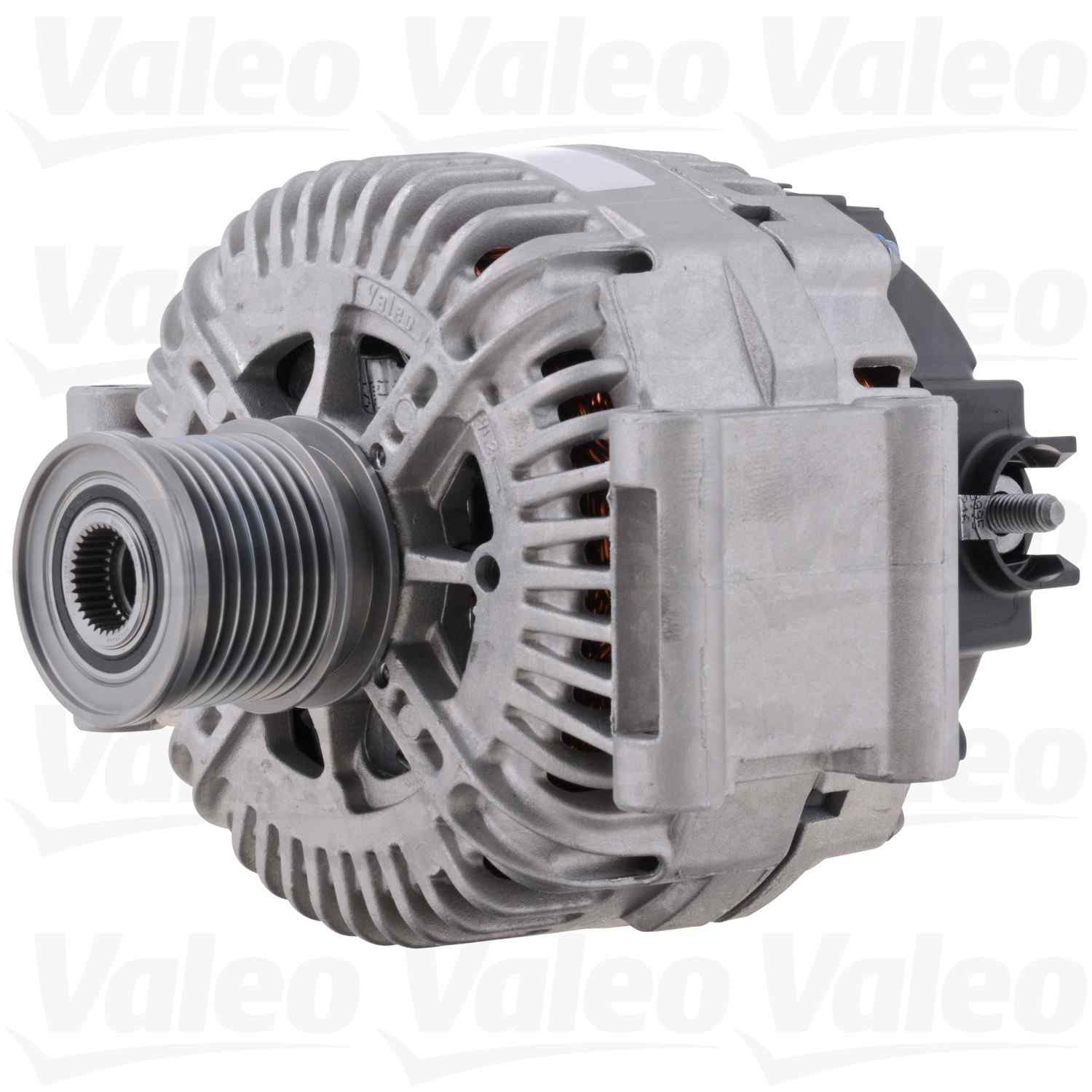 Angle View of Alternator VALEO 439583