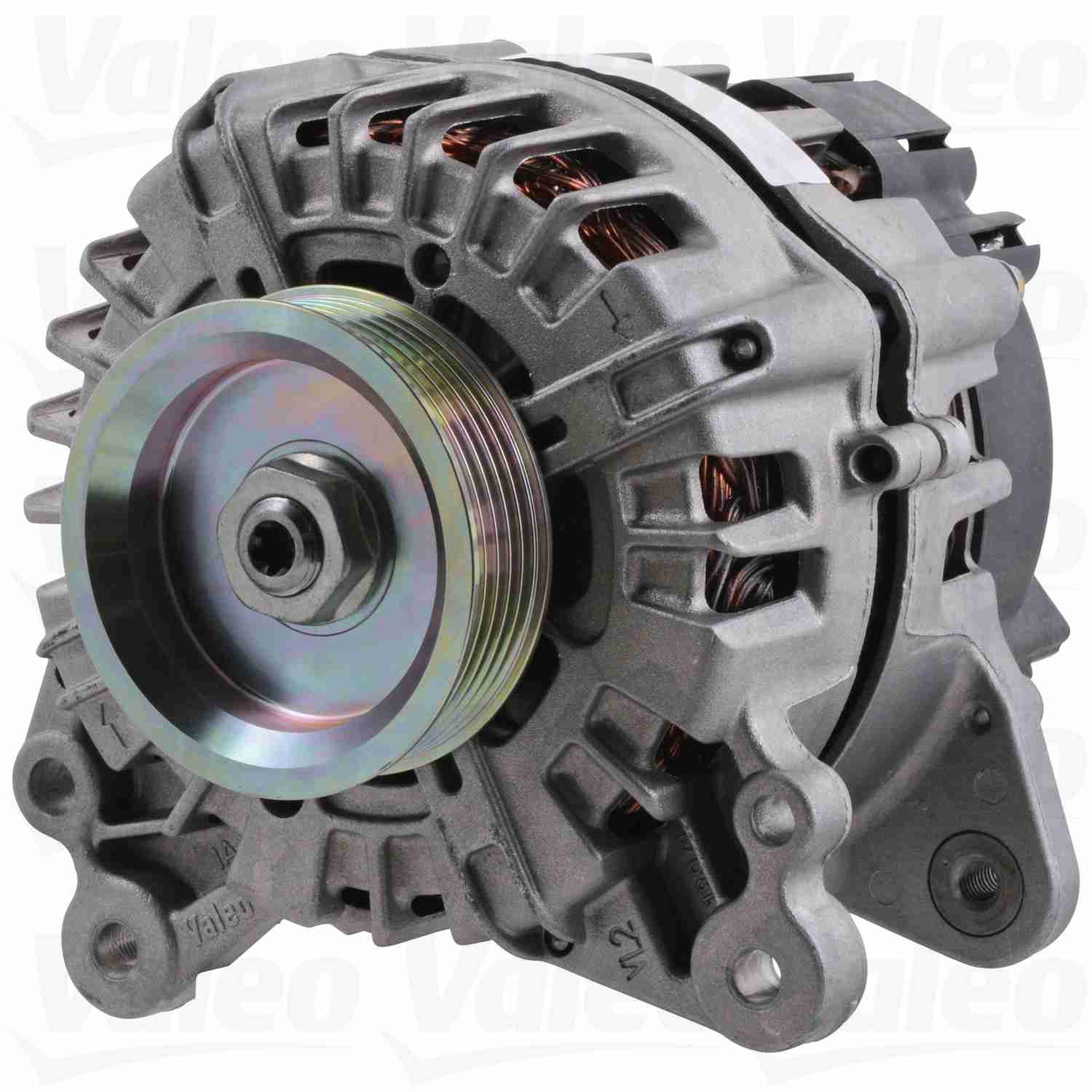 Angle View of Alternator VALEO 439618