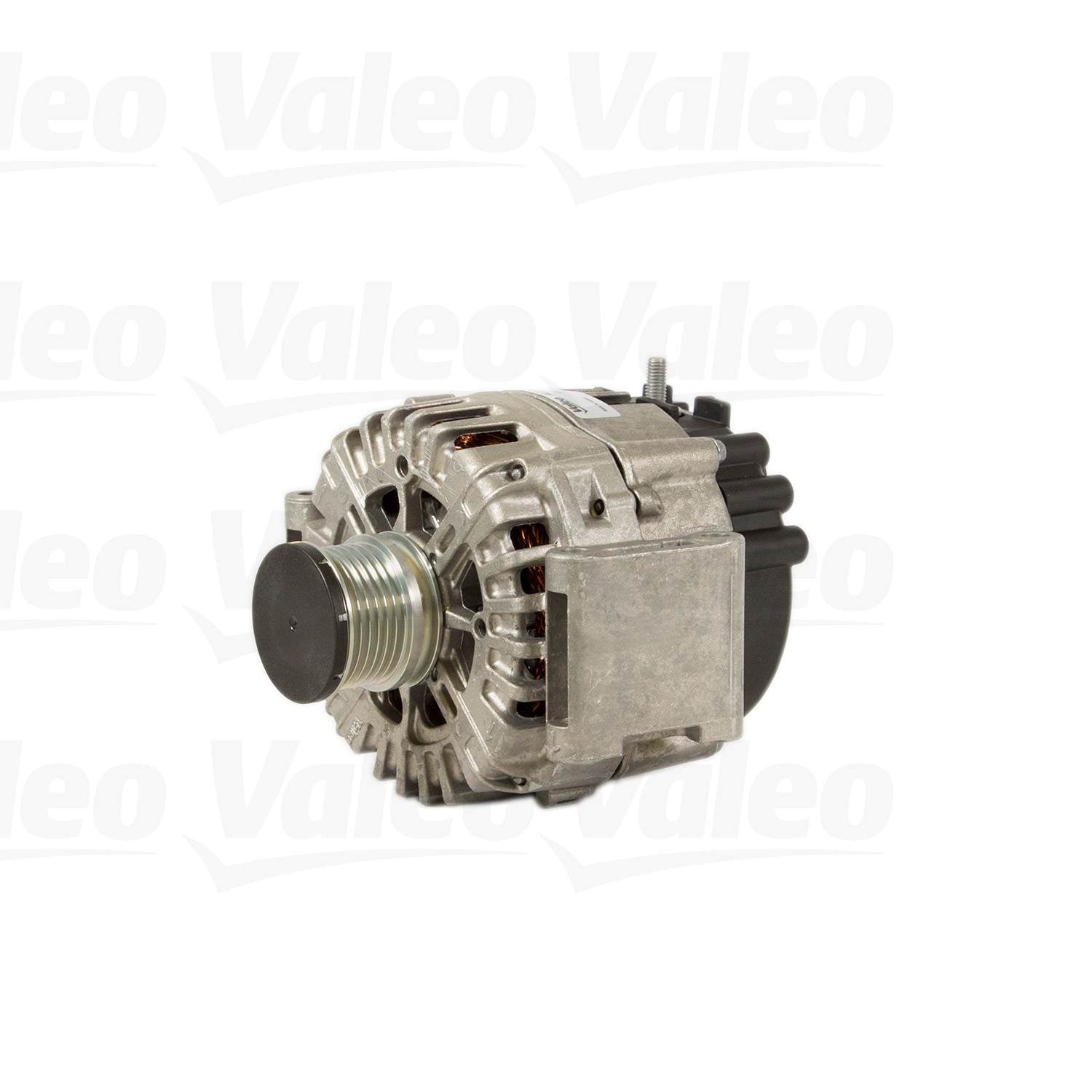 Angle View of Alternator VALEO 439885