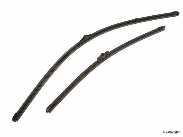 Top View of Front Windshield Wiper Blade Set VALEO 574709