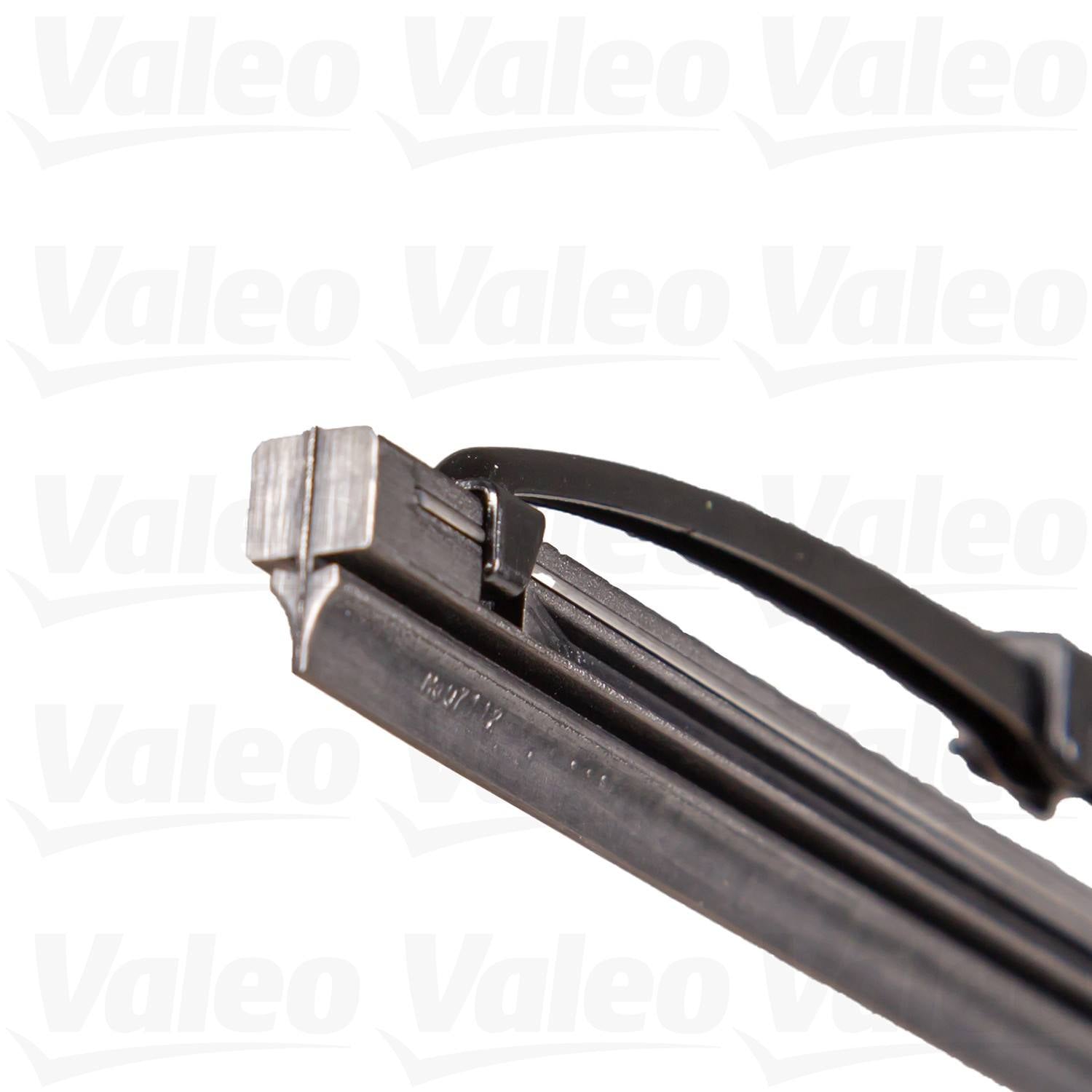 Right View of Front Right Windshield Wiper Blade VALEO 604464