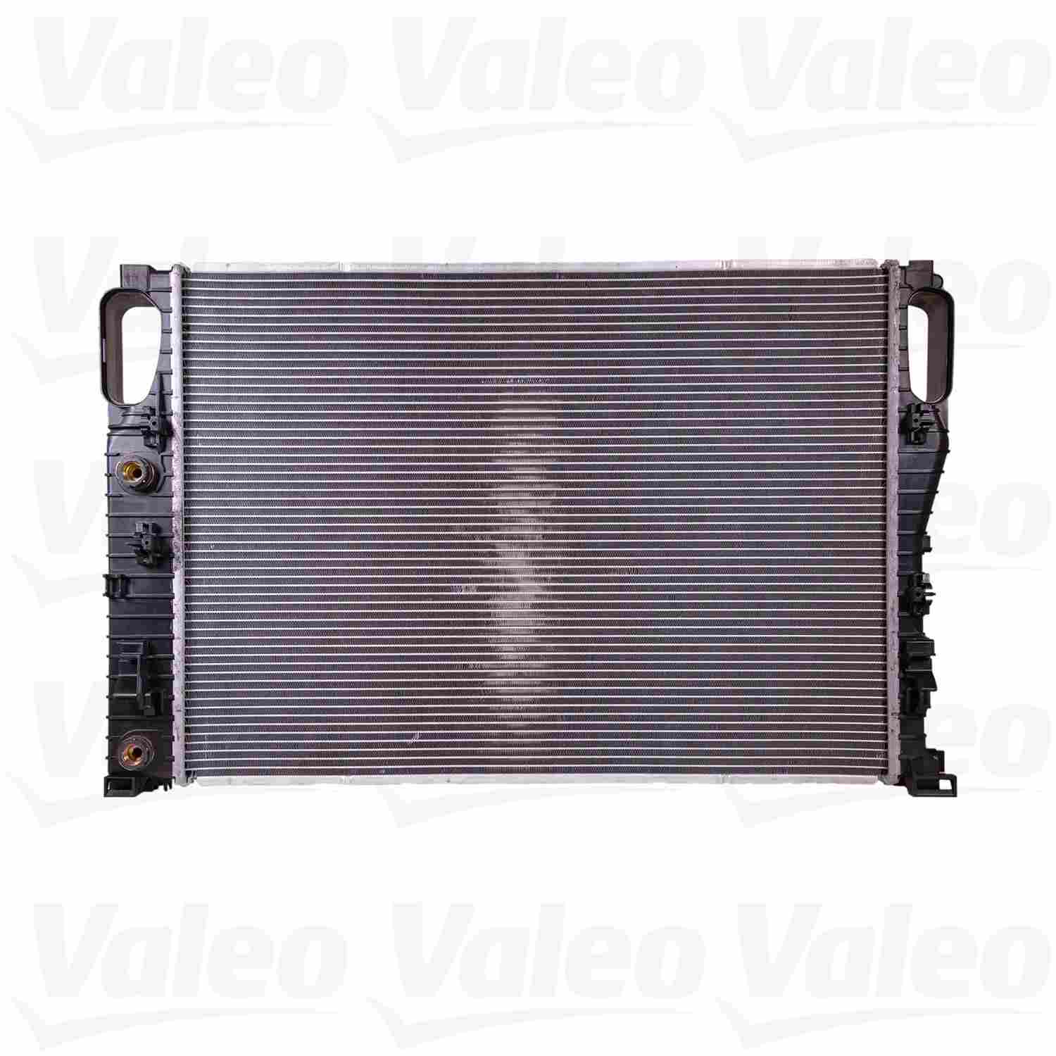 Front View of Radiator VALEO 732855