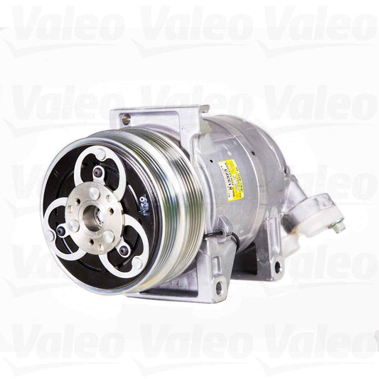 Angle View of A/C Compressor VALEO 813323