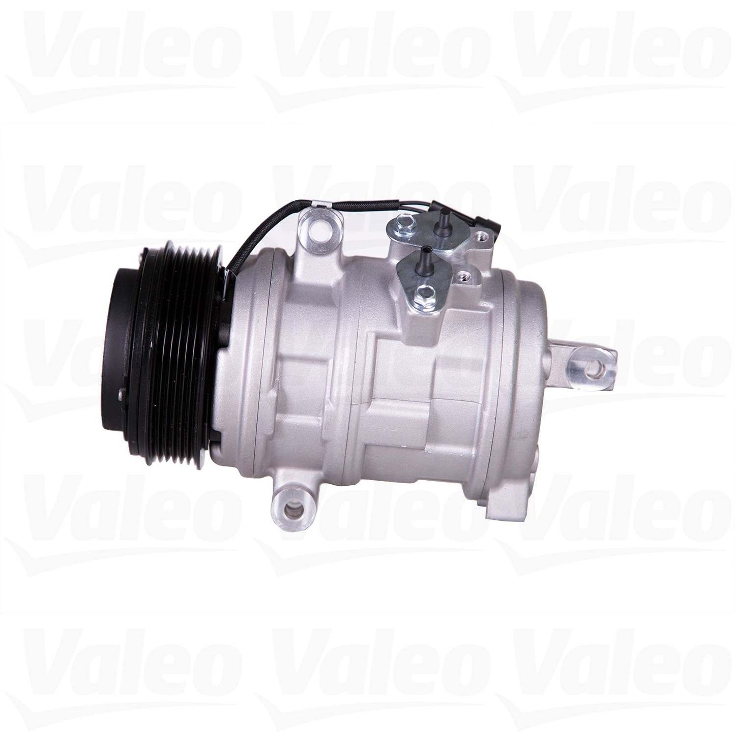 Side View of A/C Compressor VALEO 815539