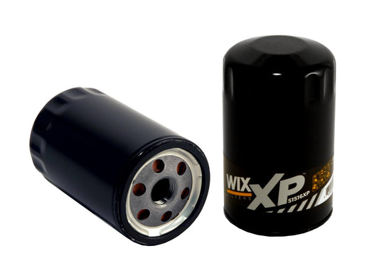 Front View of Engine Oil Filter WIX 51516XP