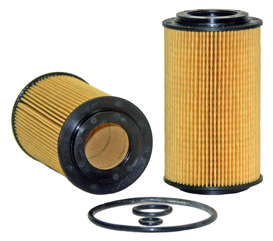 Front View of Engine Oil Filter WIX 57038