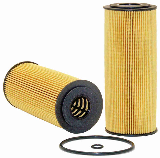 Front View of Engine Oil Filter WIX 57210