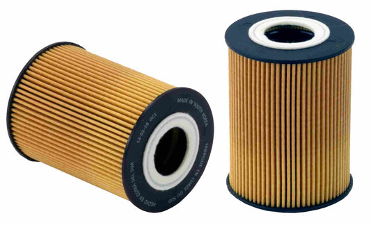 Front View of Engine Oil Filter WIX WL10372