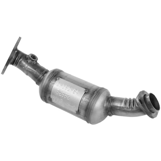 Angle View of Left Catalytic Converter WALKER 82882