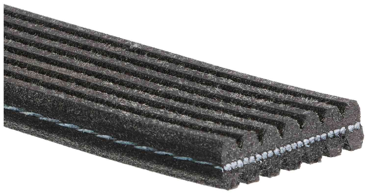 Angle View of Serpentine Belt GATES DK070536