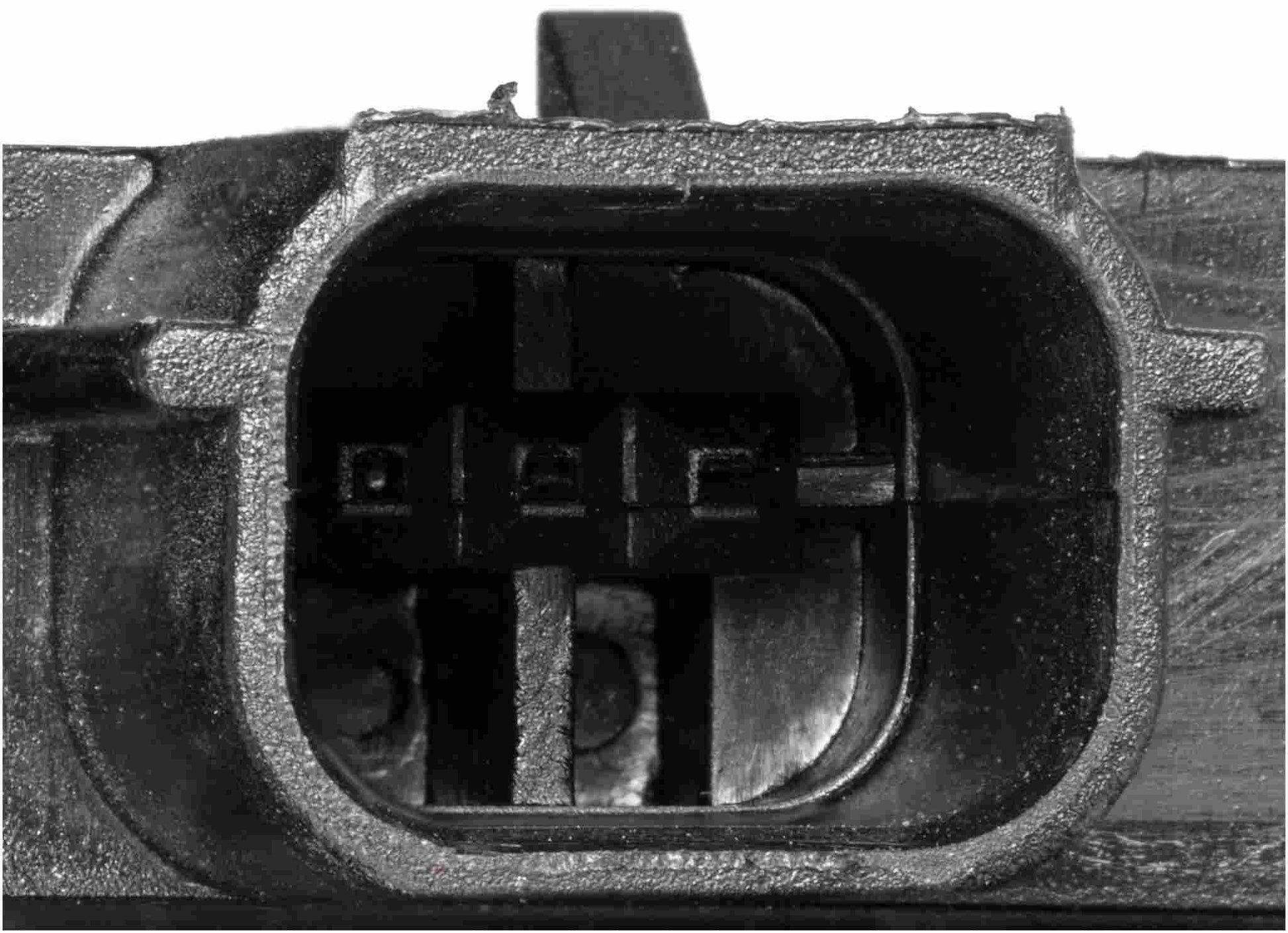 Connector View of Engine Crankcase Breather Hose GATES EMH252