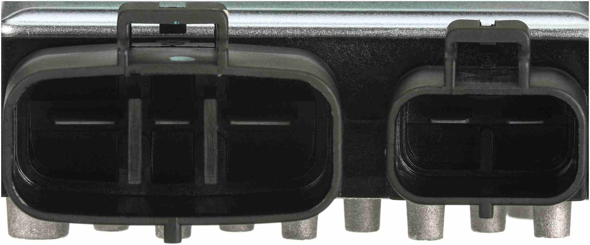 Connector View of Engine Cooling Fan Module GATES FCM123