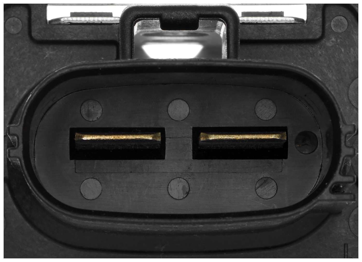 Connector View of Engine Cooling Fan Module GATES FCM137